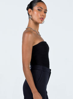 side view of model wearing Princess Polly Makena Strapless Bodysuit Black Sleeveless straight 