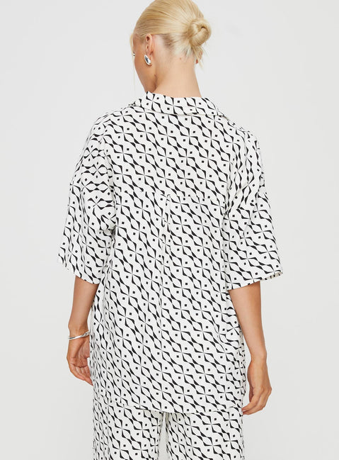 product Princess Polly Short Sleeves Scoop Neck  Guava Linen Blend Shirt Black / White