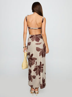 Back Again Maxi Dress Brown Floral