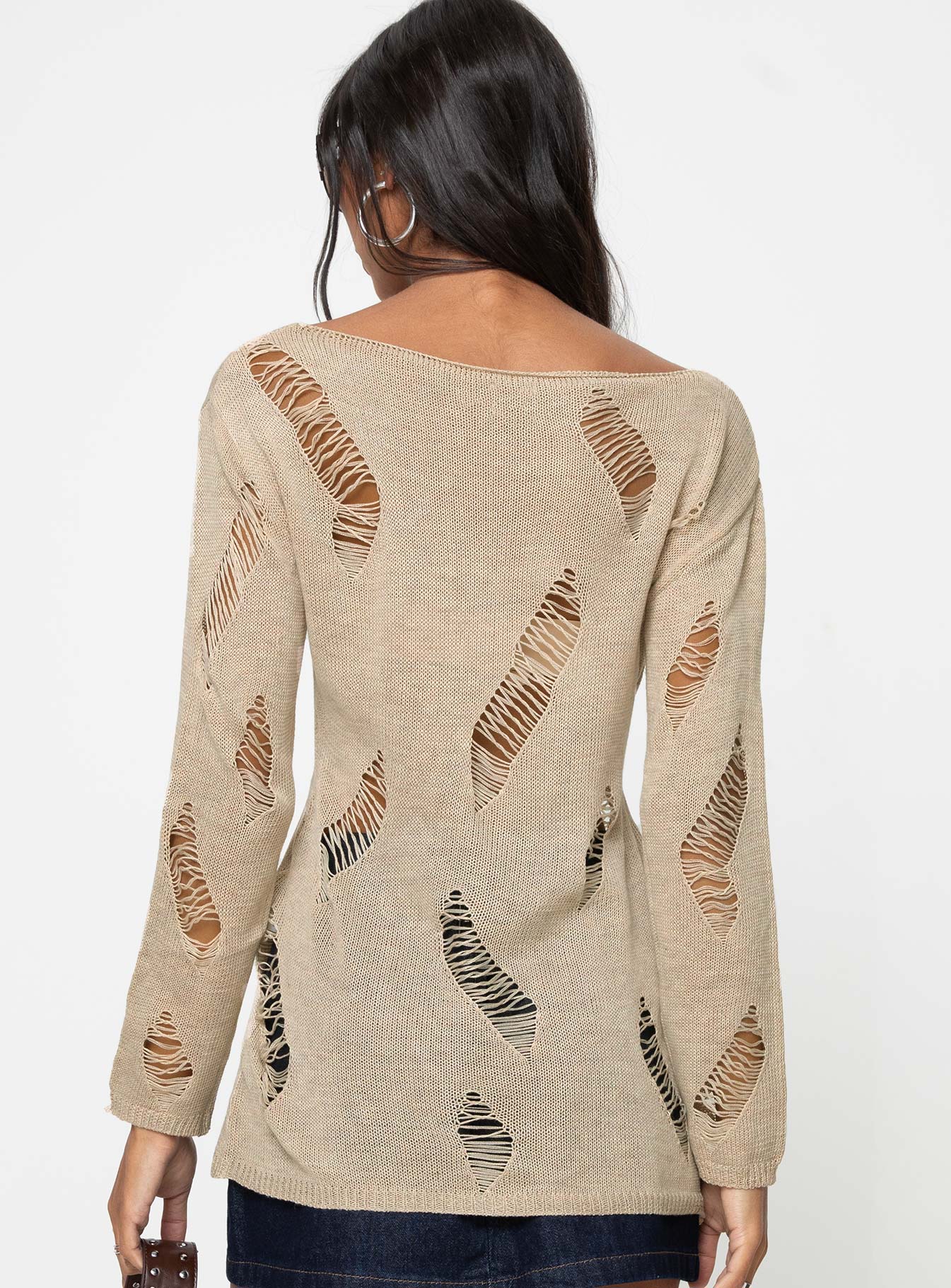 Distressed sweater, slim-fitting  Wide neckline, cut-out hem