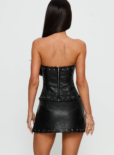 Barricade Faux Leather Eyelet Skort Black