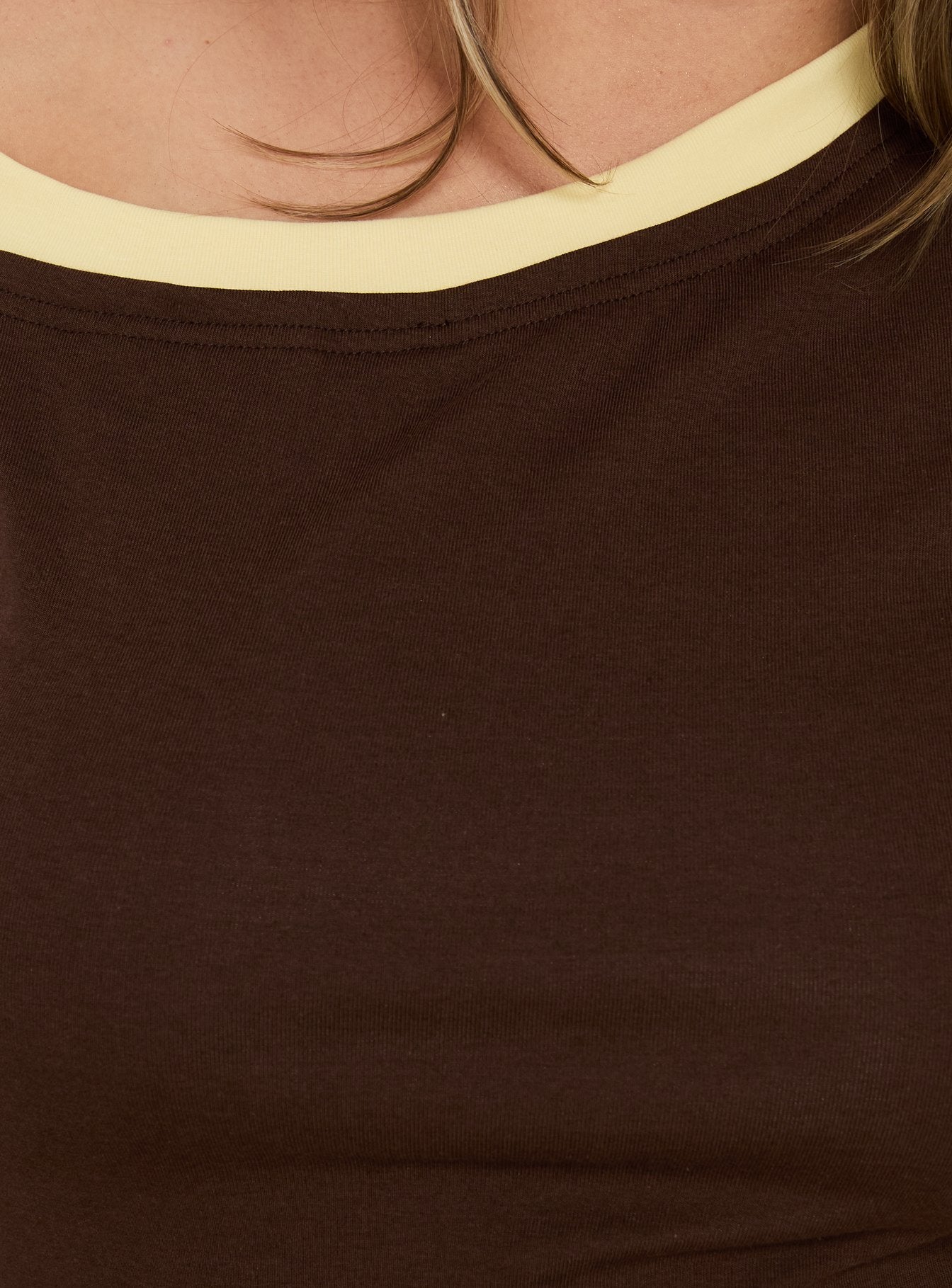 Eustace Off Shoulder Asymmetrical Top Brown / Yellow Curve