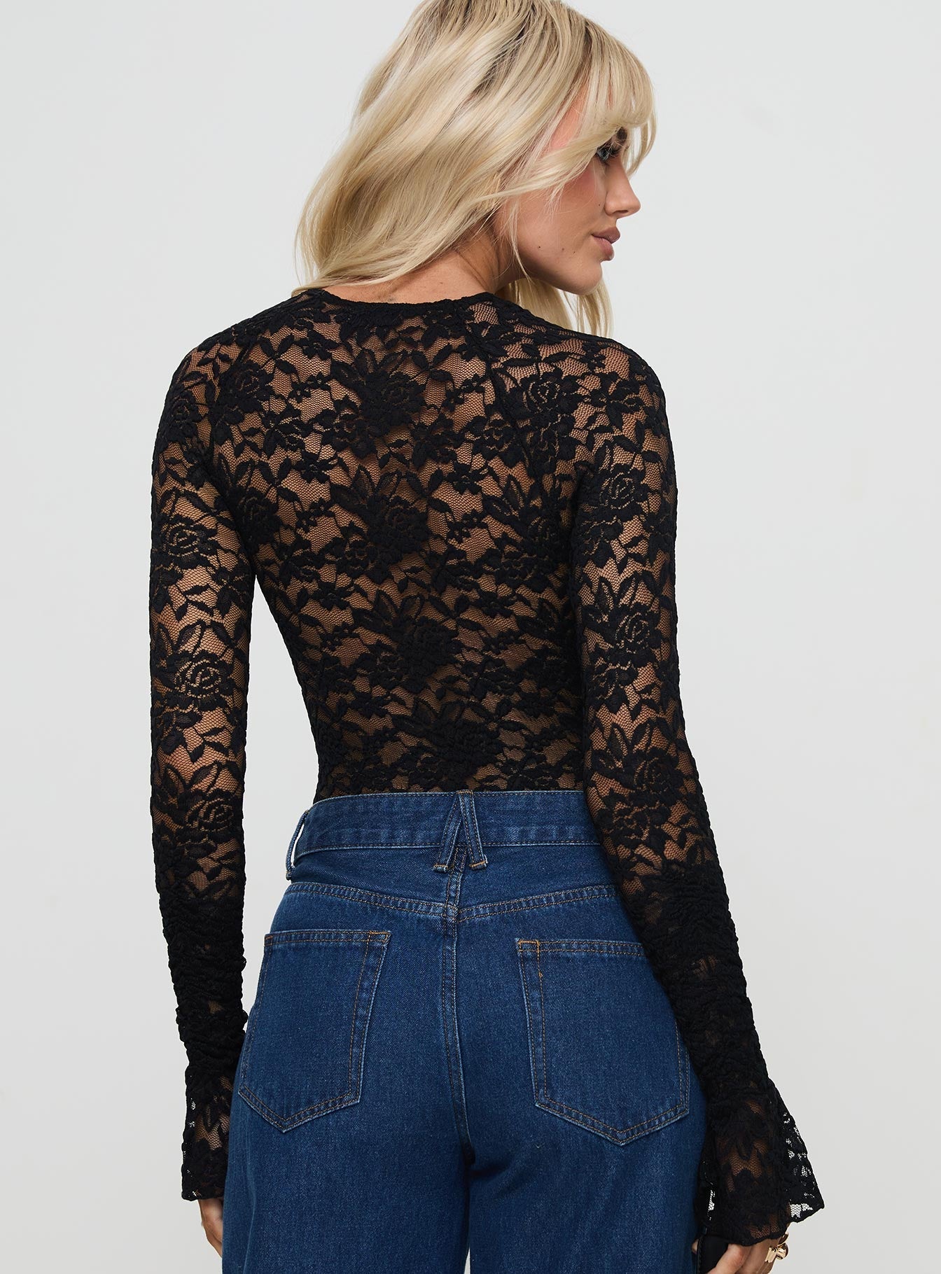 back view of model wearing Princess Polly Giallo Long Sleeve Bodysuit Black Full Sleeves 