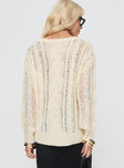 Knit sweater Crew neck, oversized fit, drop shoulder Slight stretch, unlined