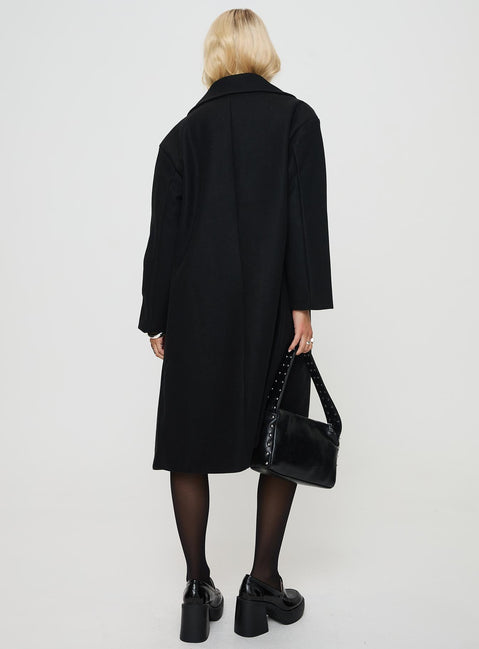 Longline coat Lapel collar, button fastening at front, front pockets Non-stretch, fully lined 