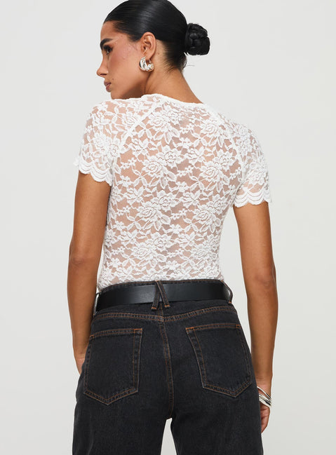 back view of model wearing Princess Polly Giallo Bodysuit White Short Sleeve 