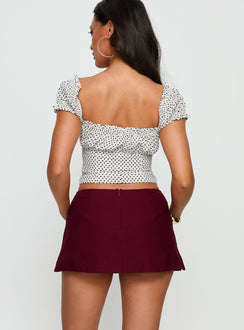 Can't Sleep Skort Burgundy