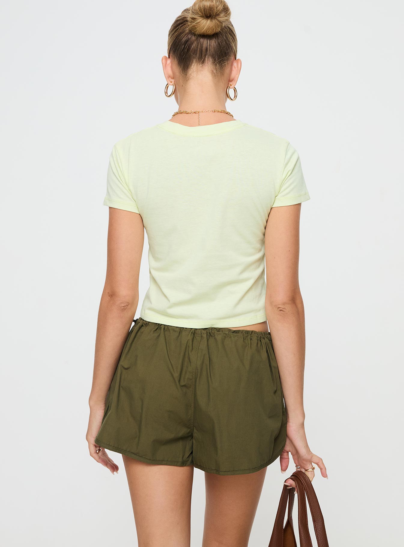 Olive Low rise shorts Drawstring waistband, twin hip pockets, dolphin hem