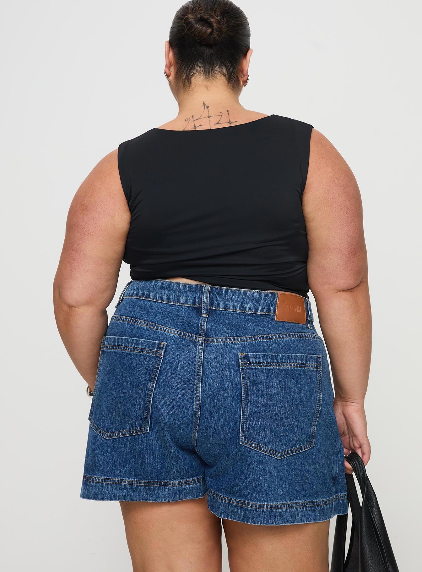 Gazelle Denim Skort Mid Wash Curve