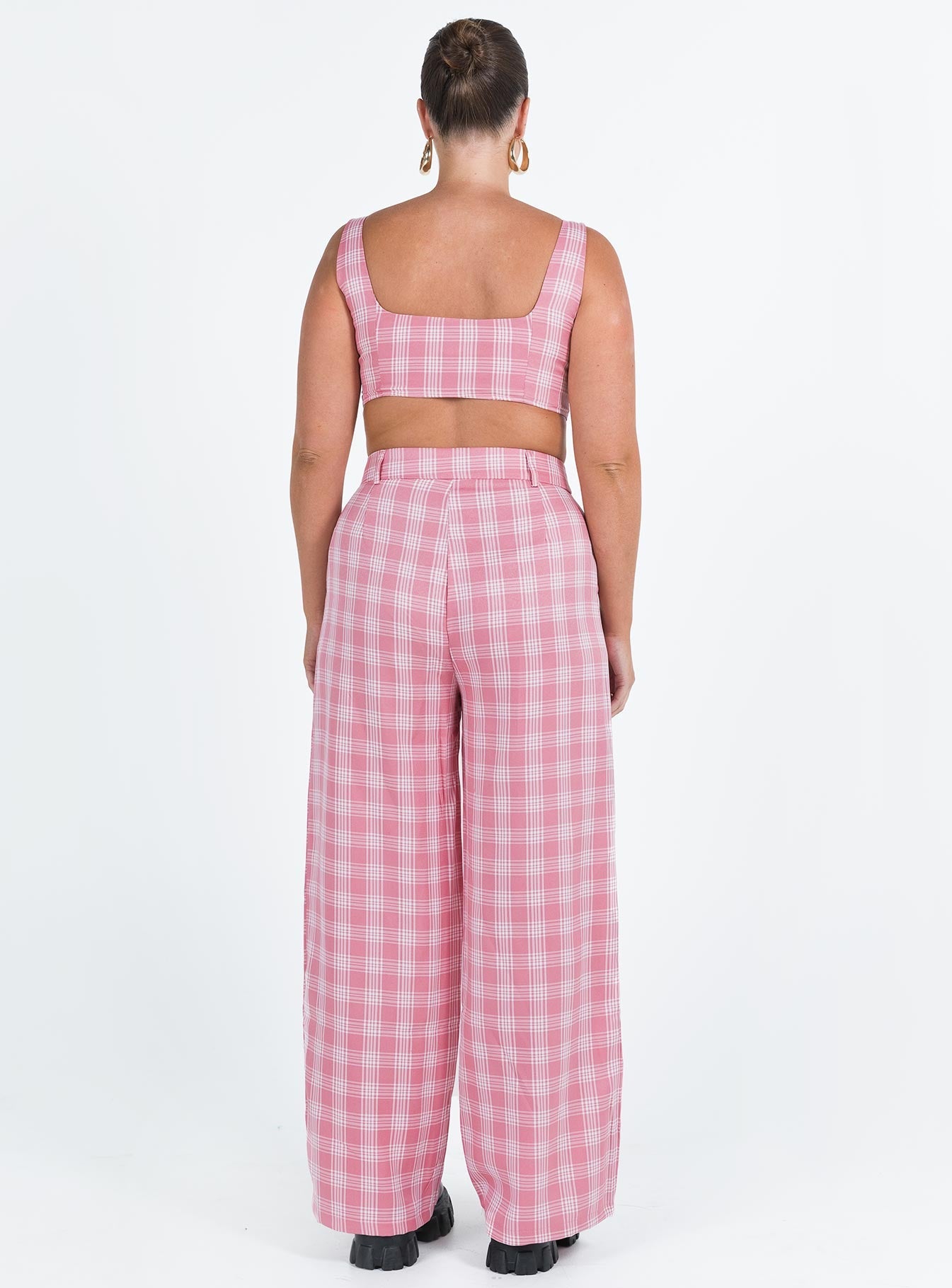 Matching set Check print Crop top Invisible zip fastening at side High waisted pants Wide leg Belt looped waist Zip and button fastening