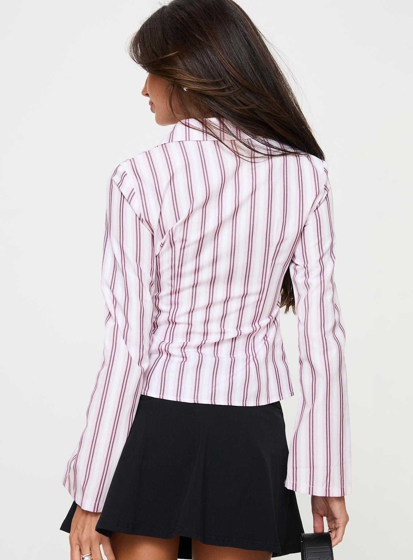 Long sleeve shirt Slim fitting, pinstripe print, classic collar, flared sleeves, button fastening at fronT