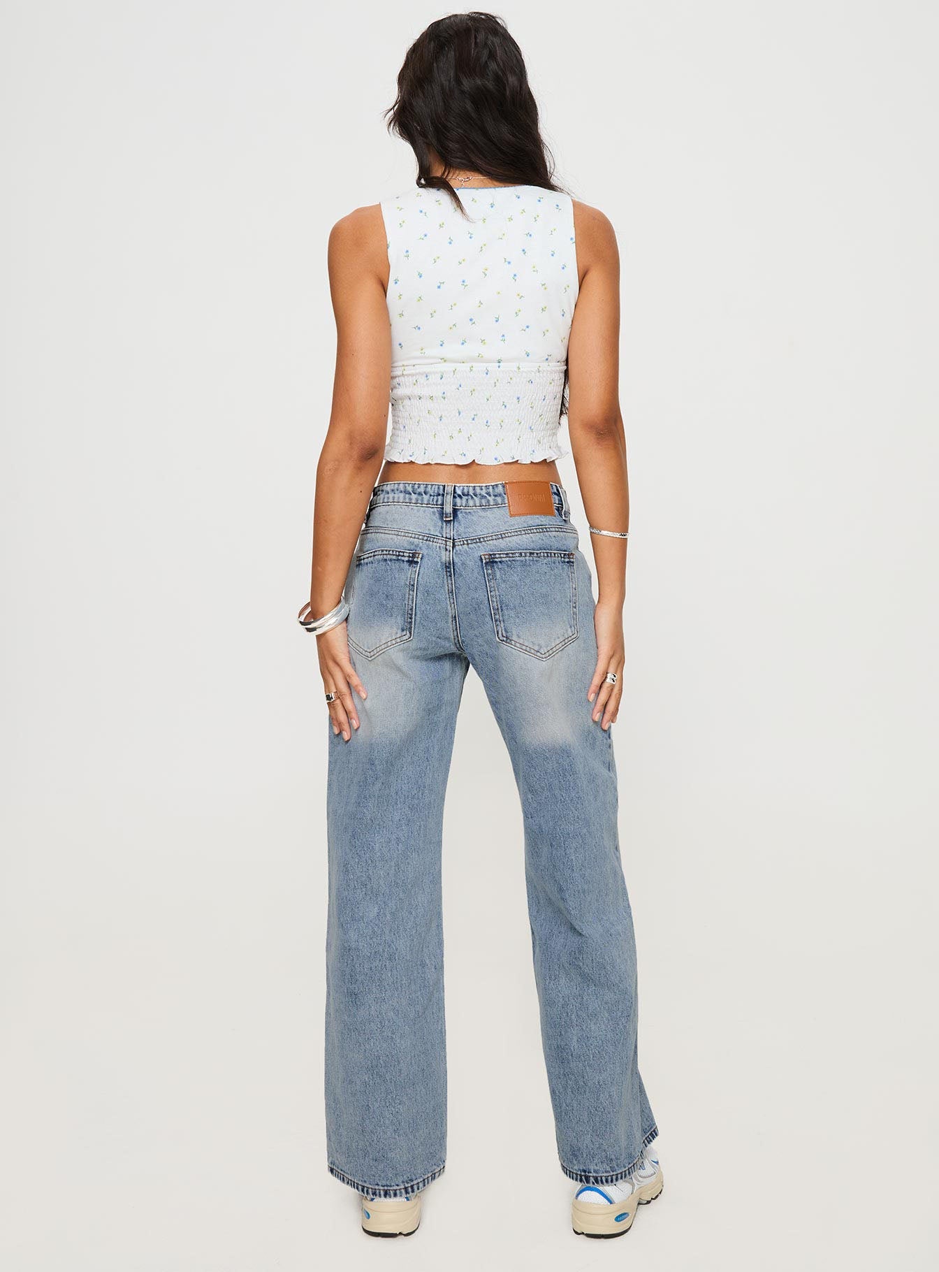 Ronine Low Rise Wide Leg Jeans Light Wash