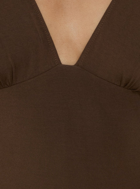 Designed with a plunge neckline, the Yevenna Batwing Bodysuit Chocolate womens-bodysuit in short sleeves Princess Polly