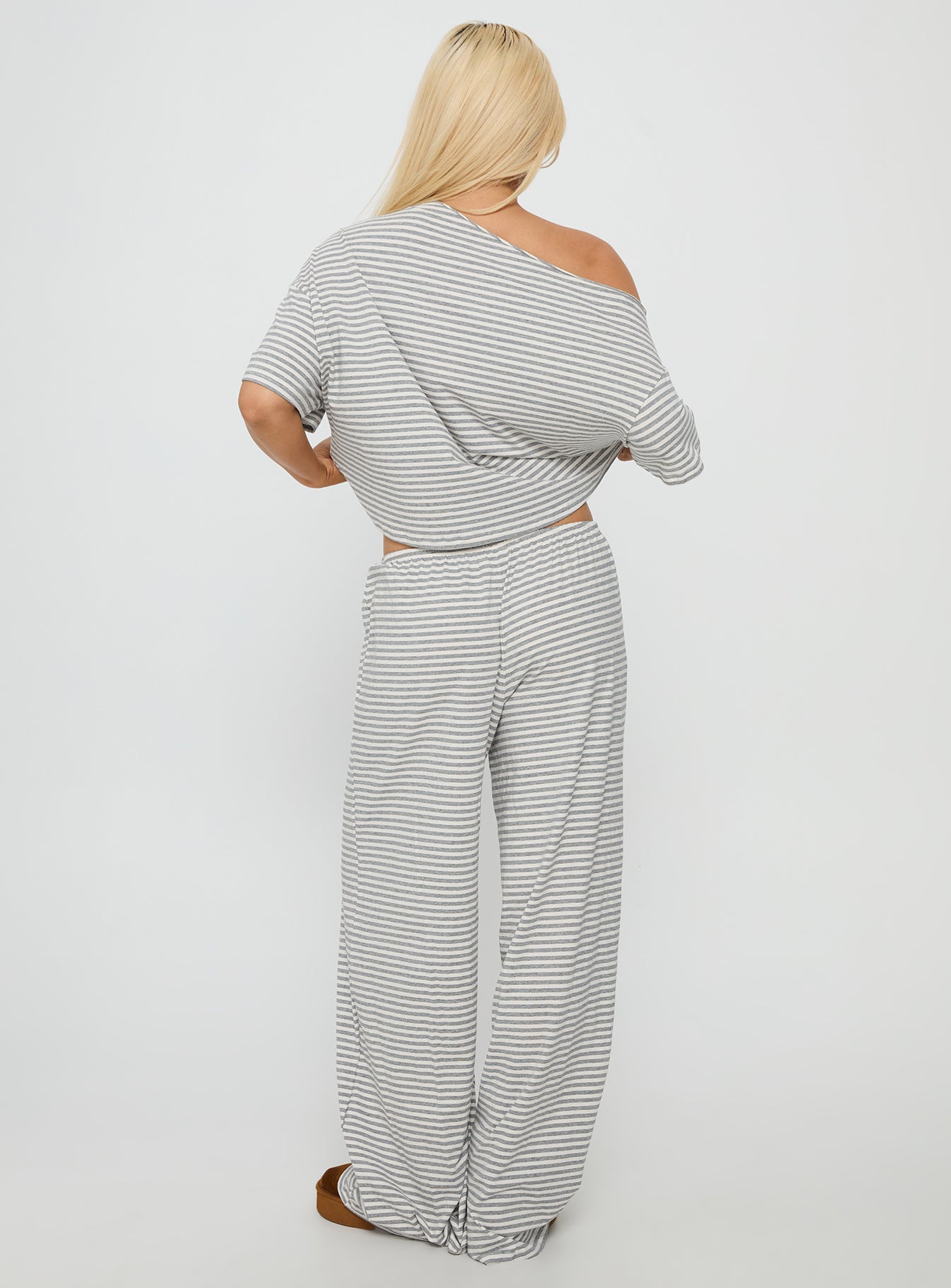 Tobie Off Shoulder Sleep Set Grey Stripe