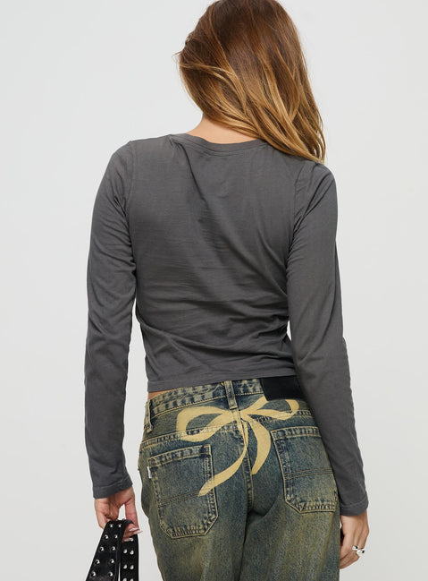 Long sleeve top Crew neck, graphic print Non-stretch material, unlined 