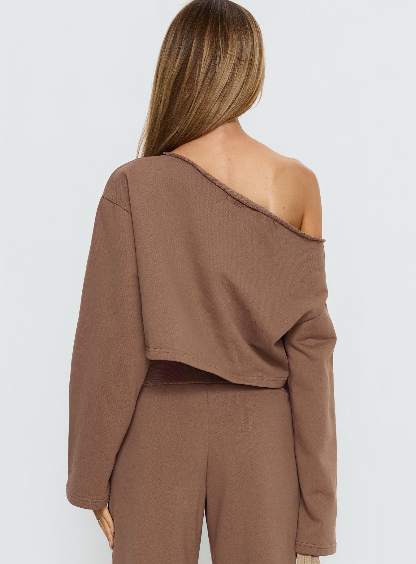 Retreat Raw Edge Off Shoulder Jumper Cocoa