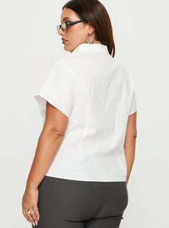 Lift Off Button Up Top White Curve