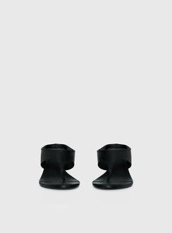 Early Light Wedge Thong Heels Black