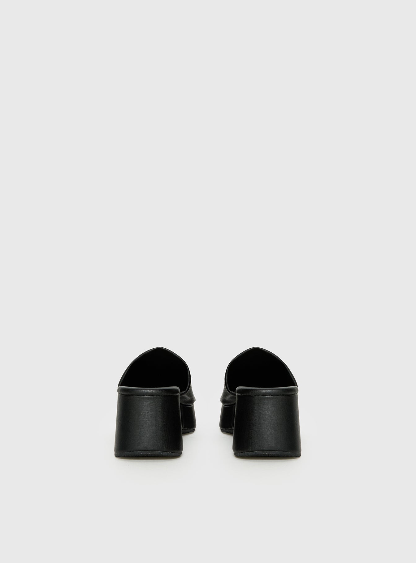 Therapy Cindy Sandals Black