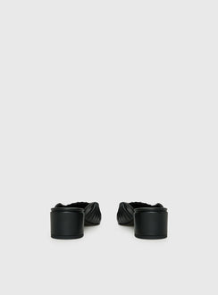 Larietta Ballet Heels Black