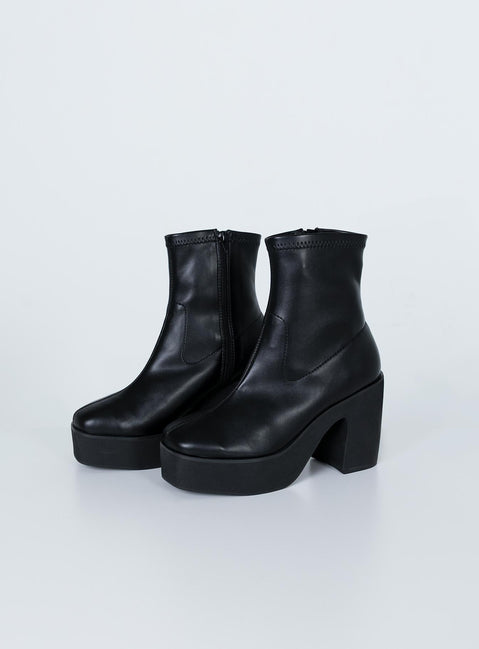 Stillwater Platform Boots Black