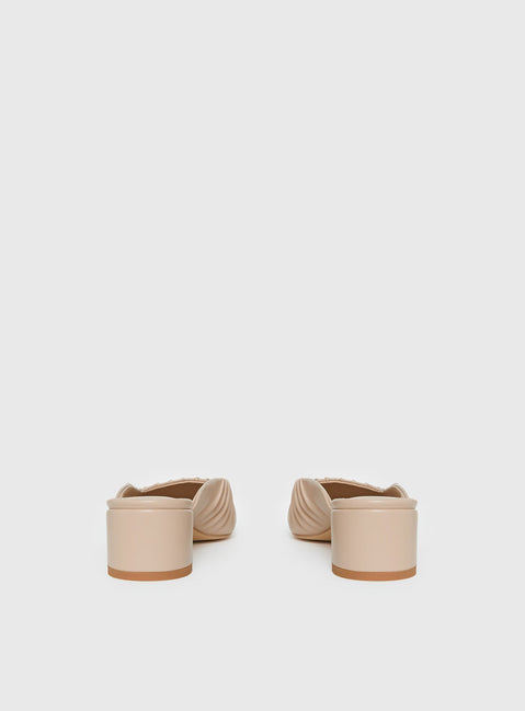 Larietta Ballet Heels Cream