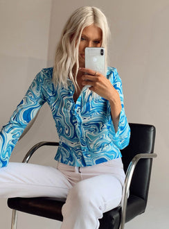 front view of model wearing Princess Polly Anni Shirt Blue Swirl 