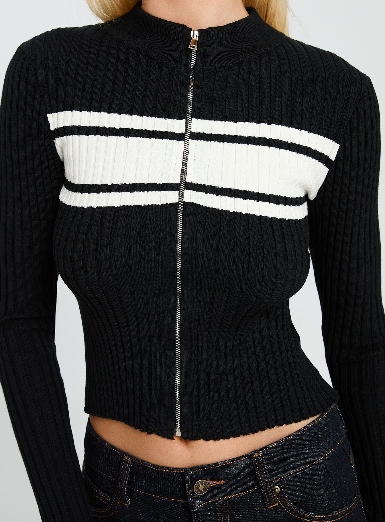 front view of model wearing Princess Polly Decisive Zip Through Knit Sweater Black / White cropped 