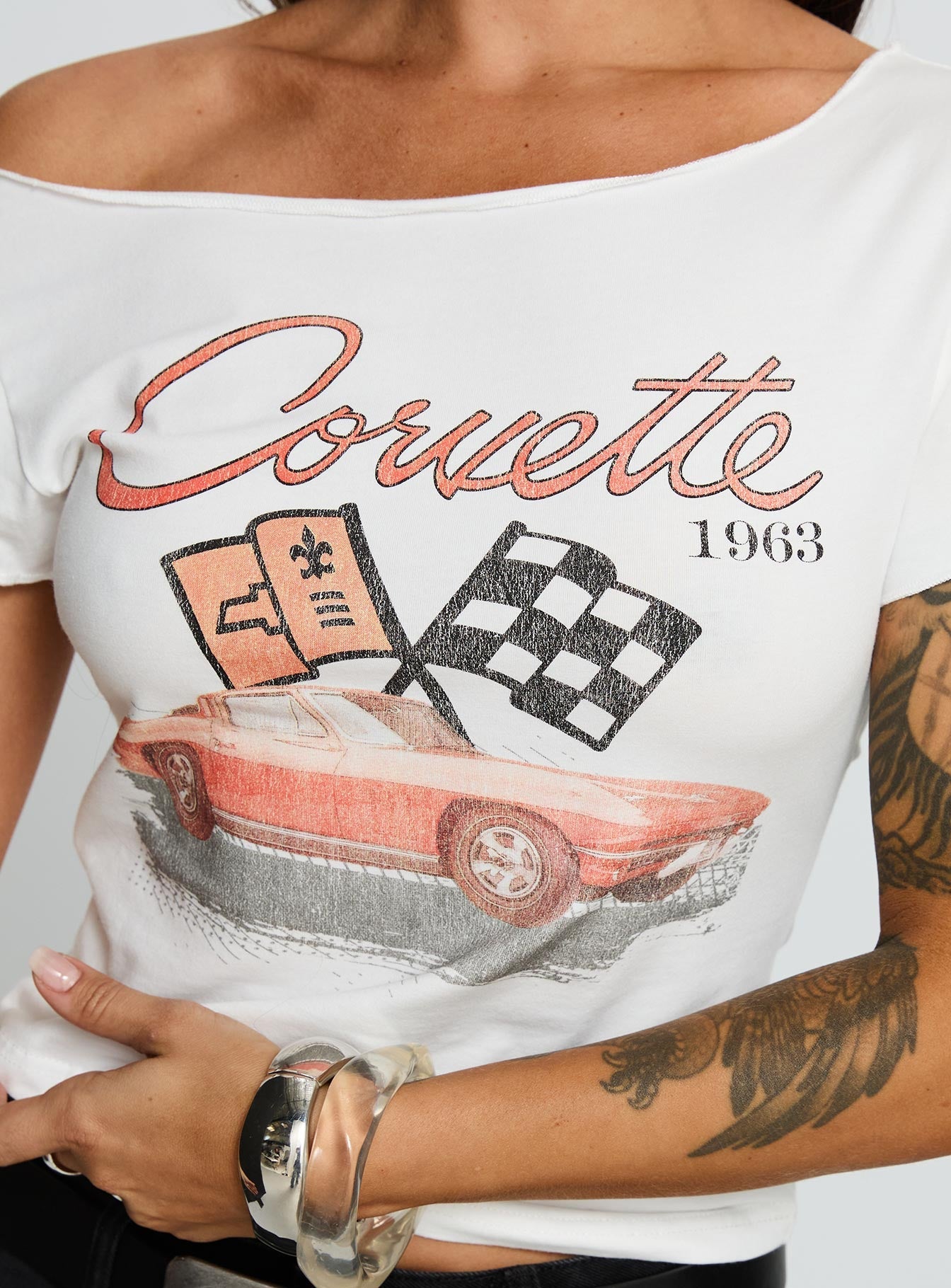 Corvette 1963 Off Shoulder Graphic Top White
