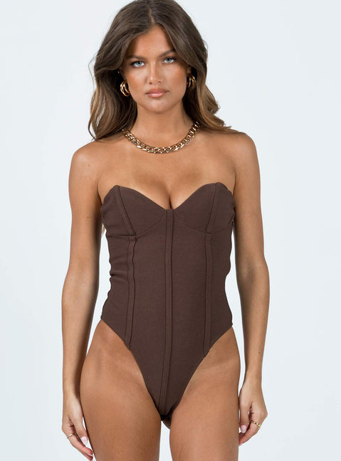 front view of model wearing Princess Polly Marishka Bodysuit Brown Sleeveless Sweetheart 