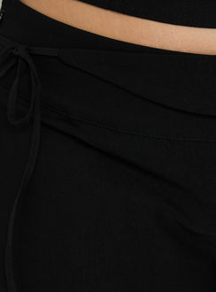 Senzo Wrap Shorts Black Curve
