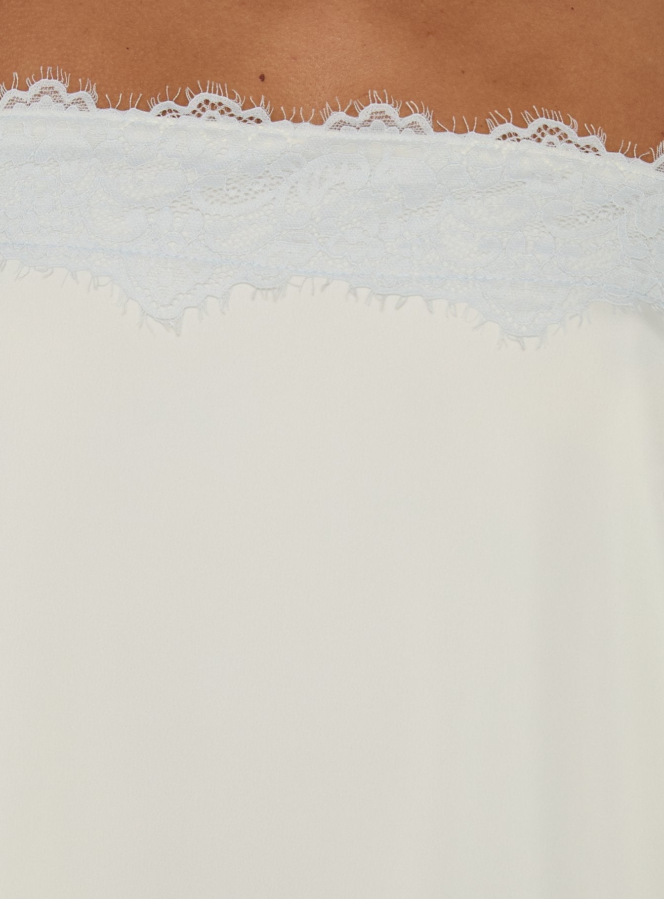 Daesa Longline Lace Top Cream / Blue