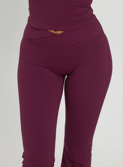 Sunday Session Active Flare Leg Pant Plum