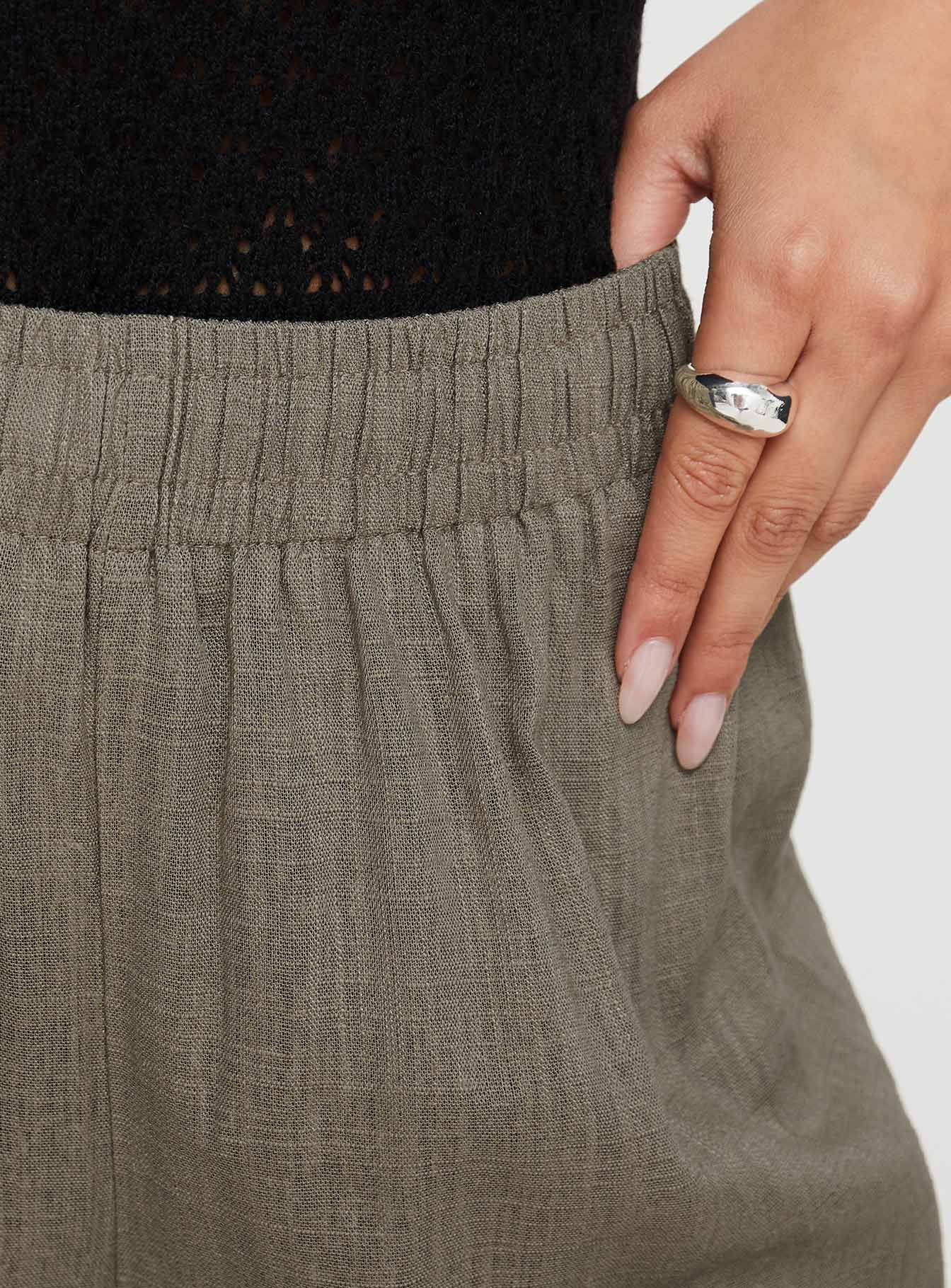 Linen pants Elasticated waistband, twin back pockets, wide leg