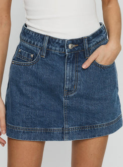 Gazelle Denim Skort Mid Wash Petite