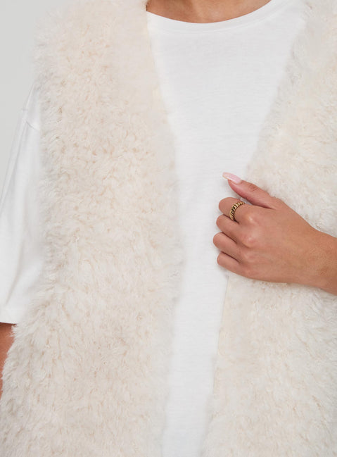 Charleson Faux Fur Vest Cream