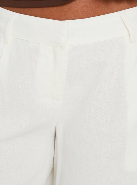 Kolbey Longline Linen Short White