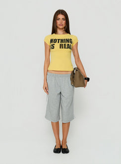 Nothing Is Real Graphic Top Yellow / Black