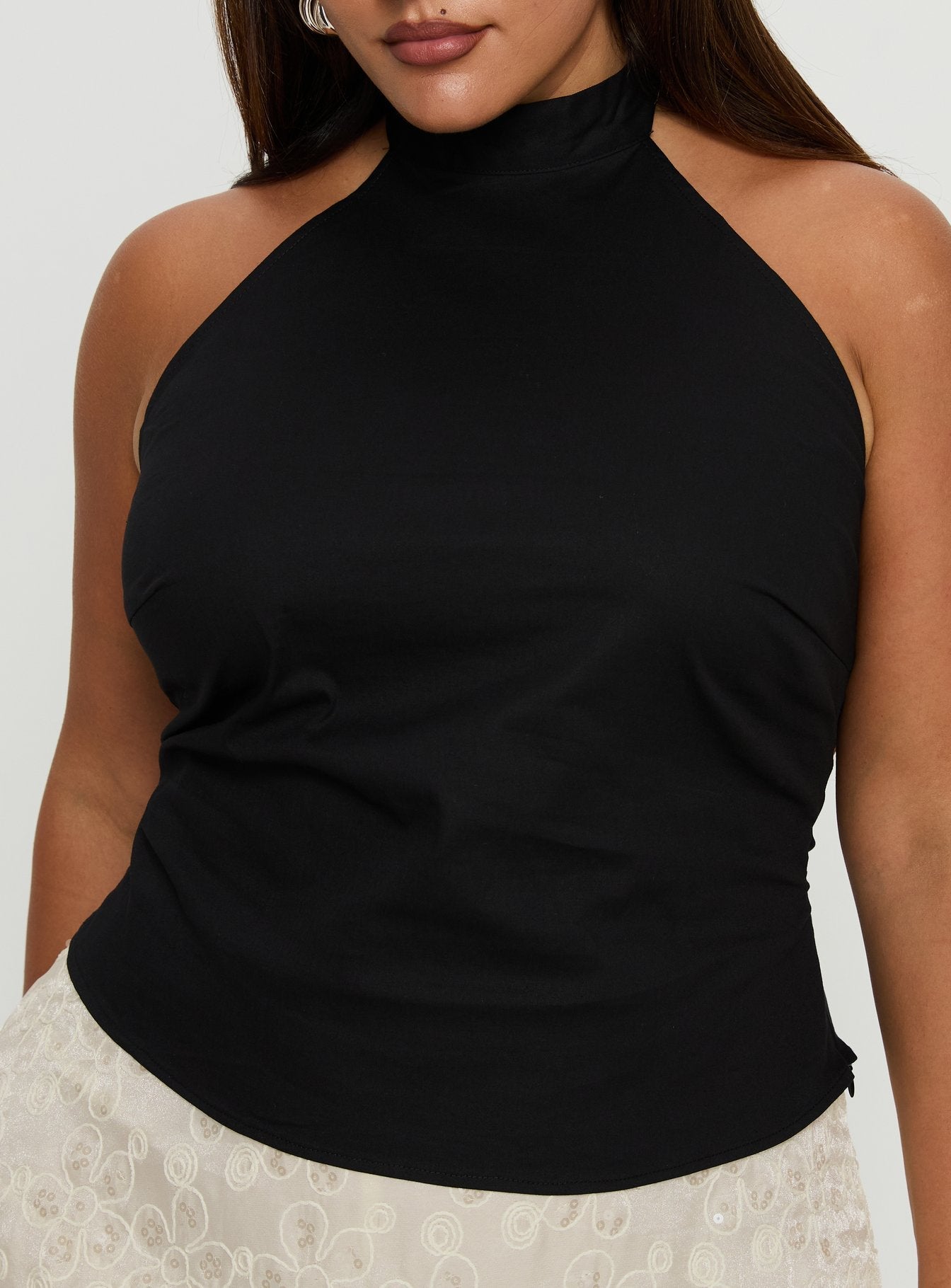 Merril Halter Top Black Curve
