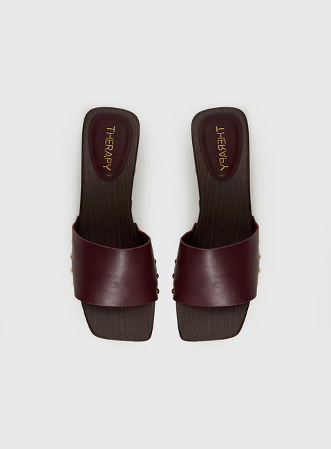 Therapy Zane Stud Detail Sandals Red