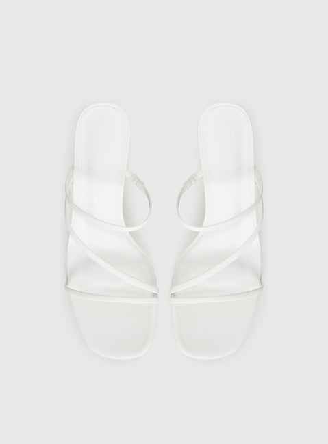 Billini Yazmin Heels White