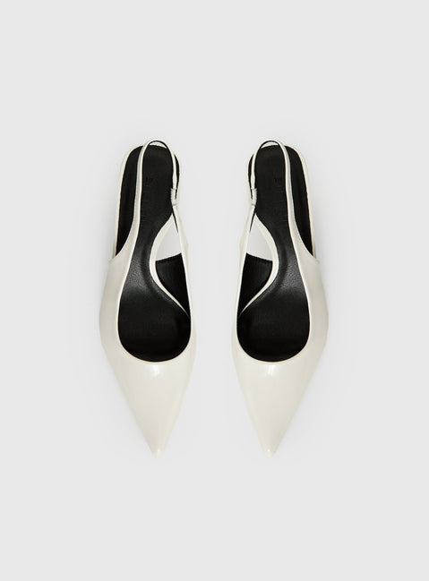 Billini Ayla Pointed Toe Heels Bone