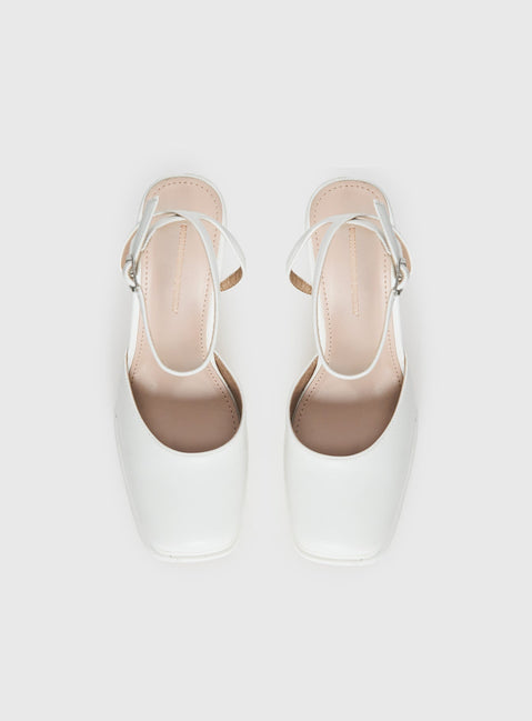 Alto Platform Heels Matte White