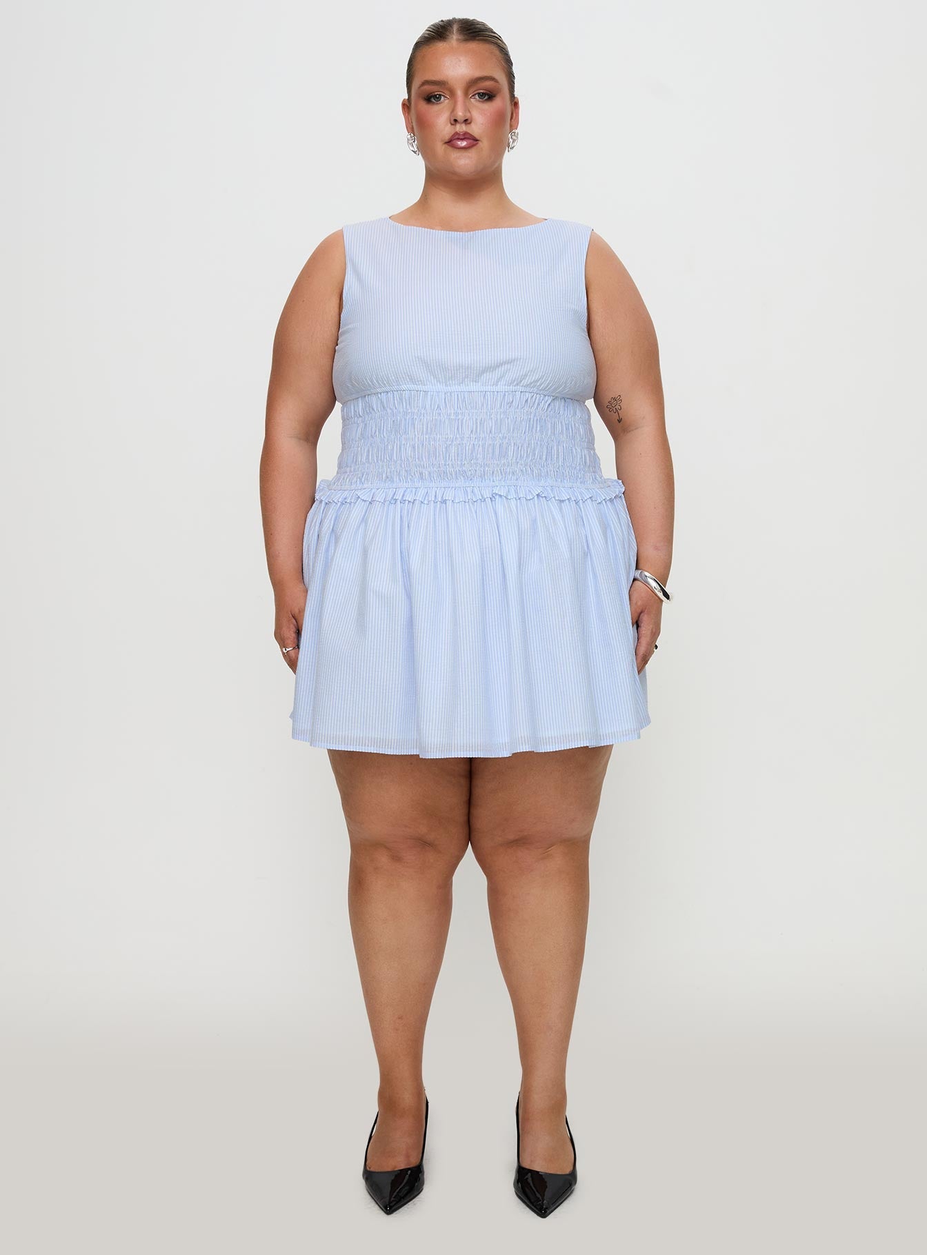 Yennifer Shirred Mini Dress Blue / White Curve