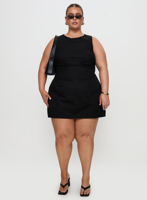 Yumiko Romper Black Curve