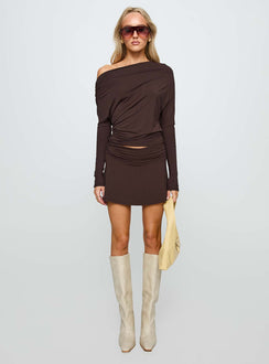 Party Hour Off Shoulder Set Chocolate