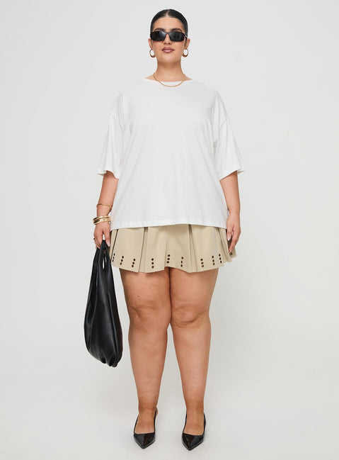 front view of model wearing Princess Polly Jamason Tee White Curve Half Sleeves Crew Neck 