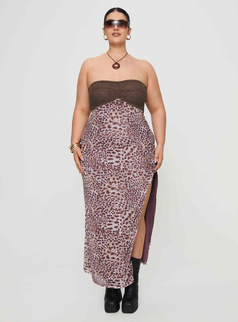 front view of model wearing Princess Polly Raidein Strapless Maxi Dress Leopard Curve Sweetheart Neckline 