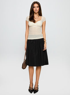 Parasol Textured Top Cream