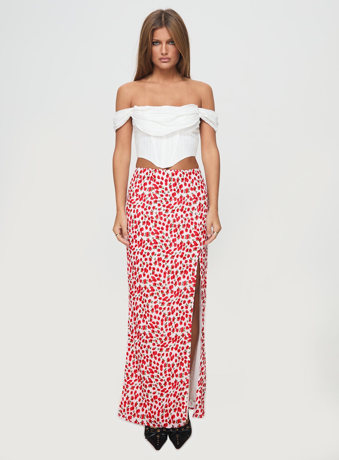 Maxi skirt Floral print, invisible zip fastening, high split in hem